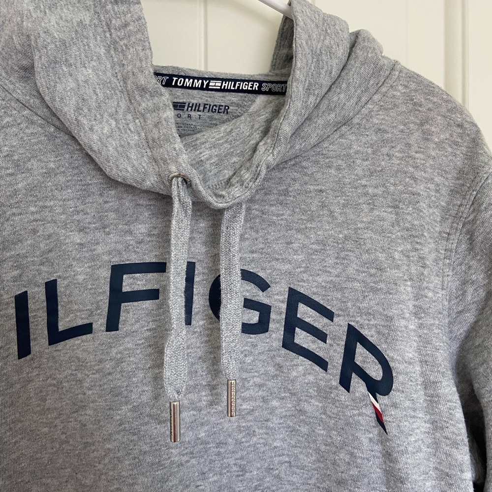 EUC | Tommy Hilfiger sport women’s cowl neck sweatshirt — medium - Picture 2 of 6